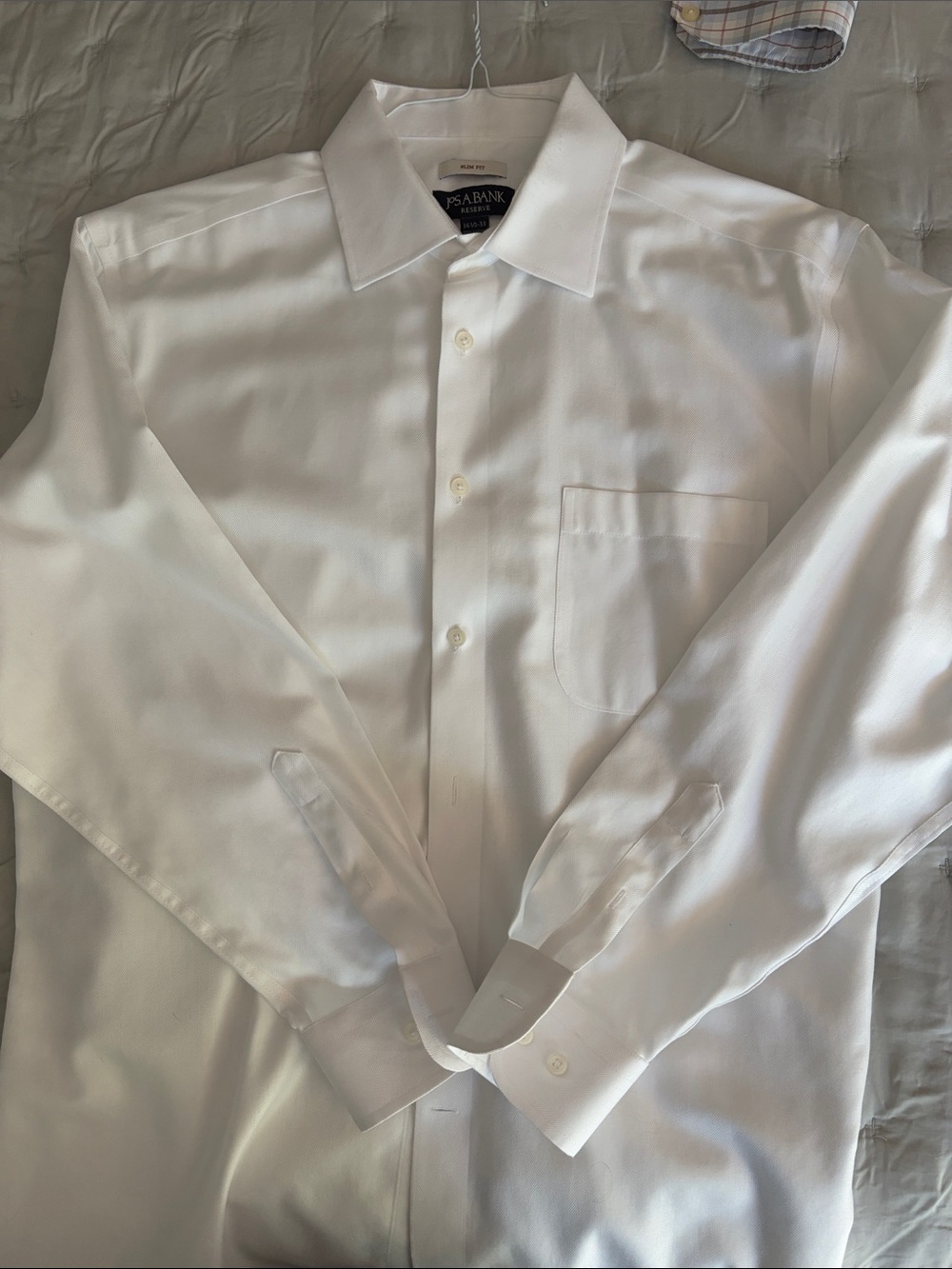 Jos. A. Bank White Long-Sleeve Dress Shirt with Chest Pocket style Reserve